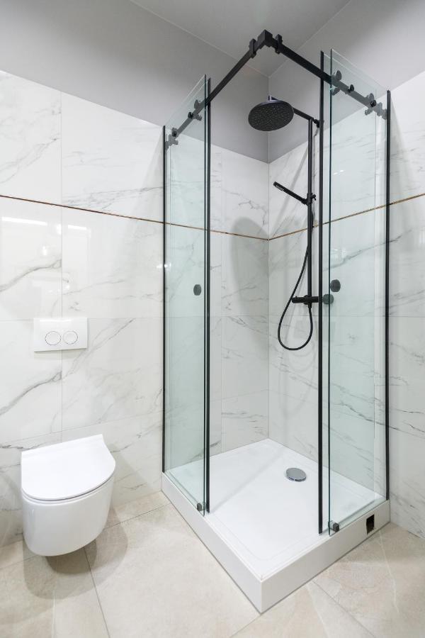קרקוב Luxury Apartment At The Main Square מראה חיצוני תמונה