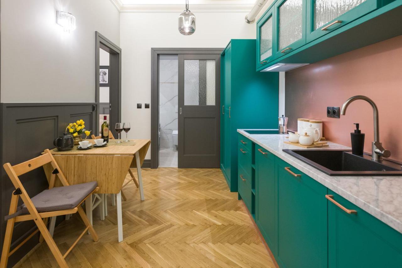 קרקוב Luxury Apartment At The Main Square מראה חיצוני תמונה